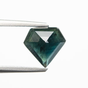 Zafiro verde azulado oscuro de 2,07 ct