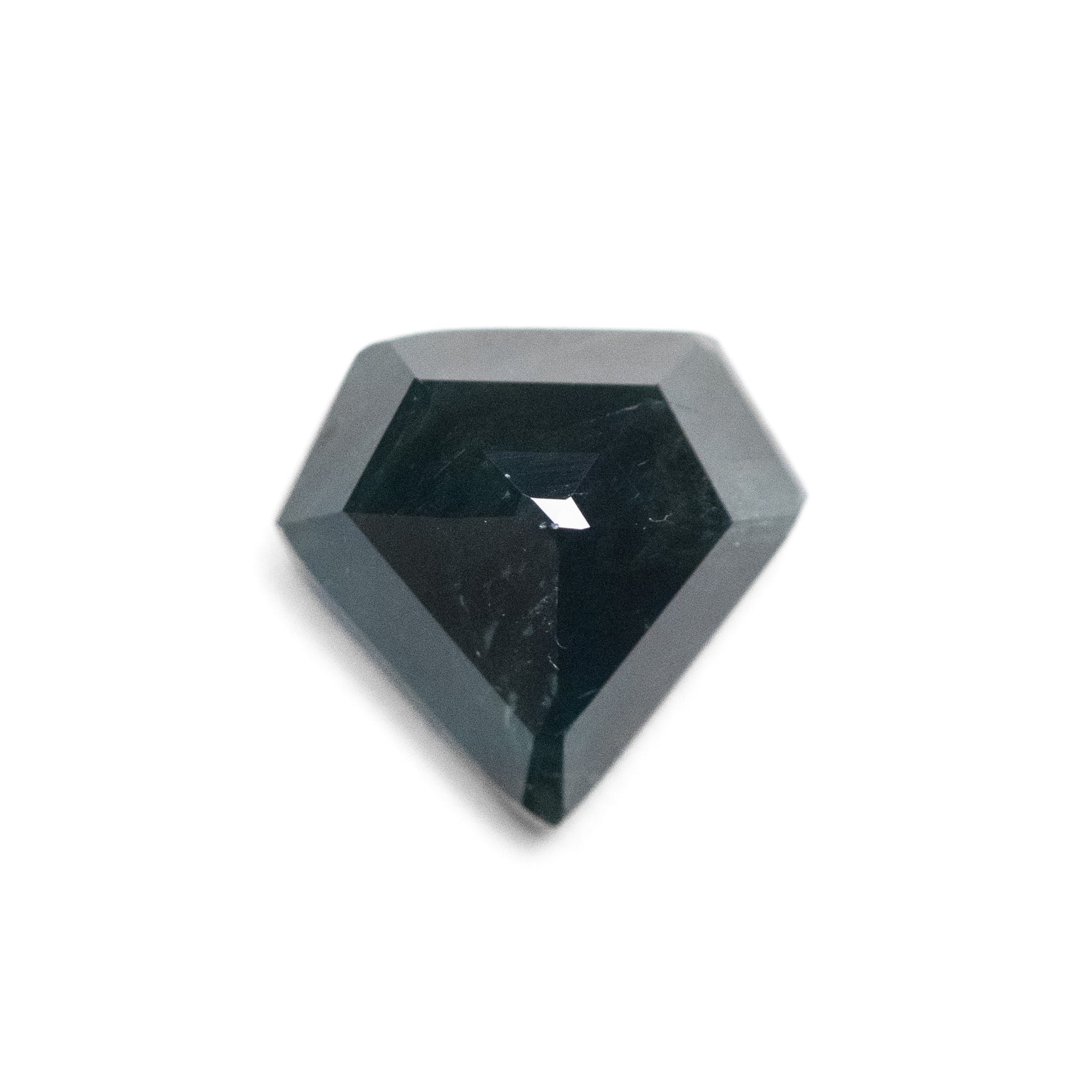 Saphir bleu sarcelle foncé 2,07 ct