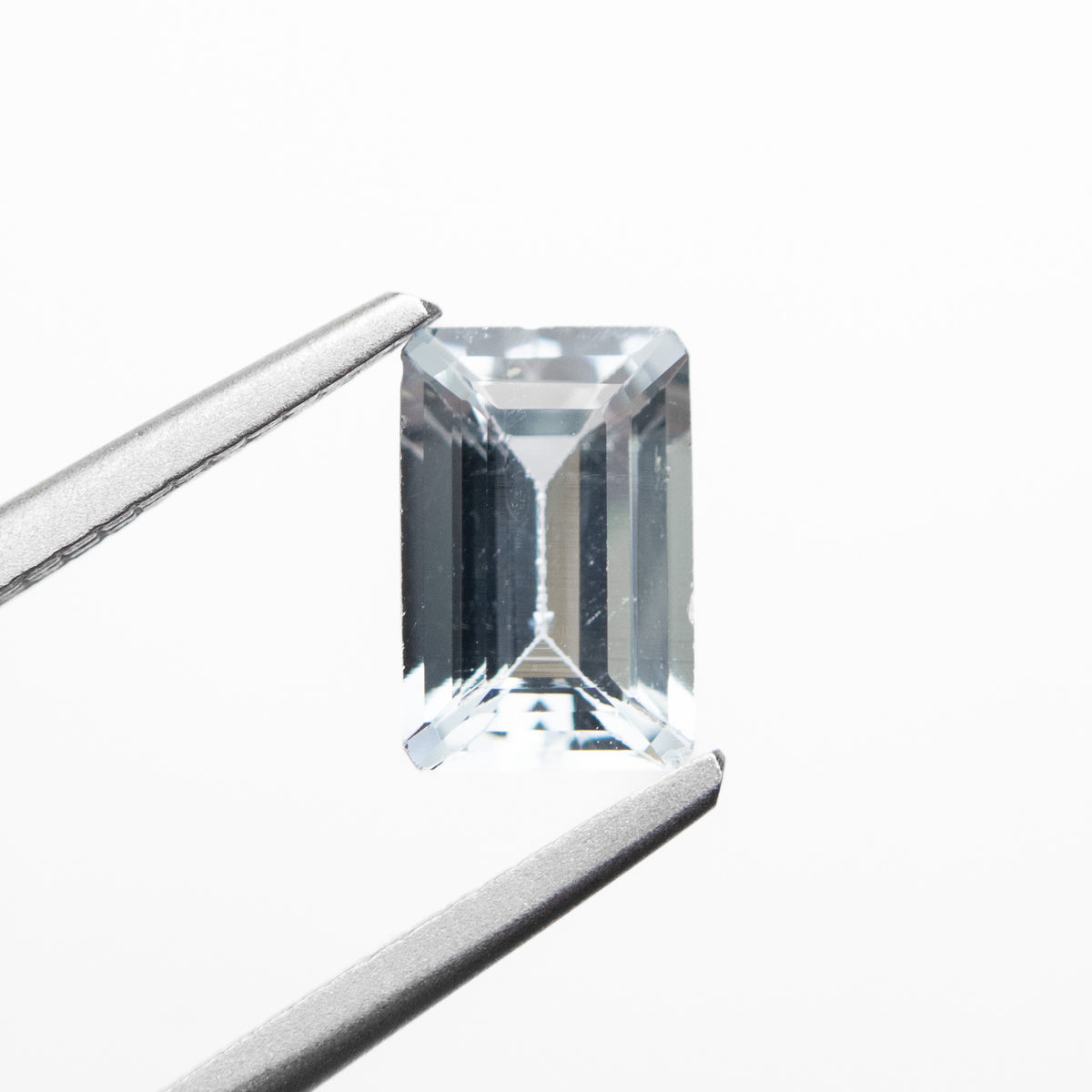 Aguamarina talla baguette, 0,975 ct 