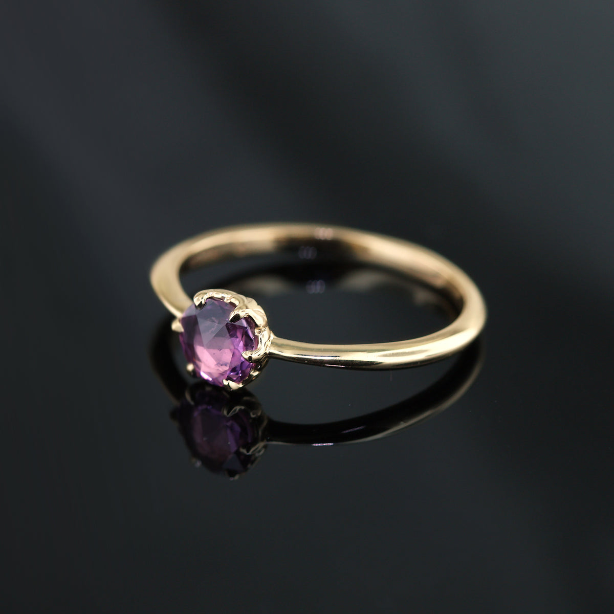 Emma - Classic Solitaire Engagement Ring Mount