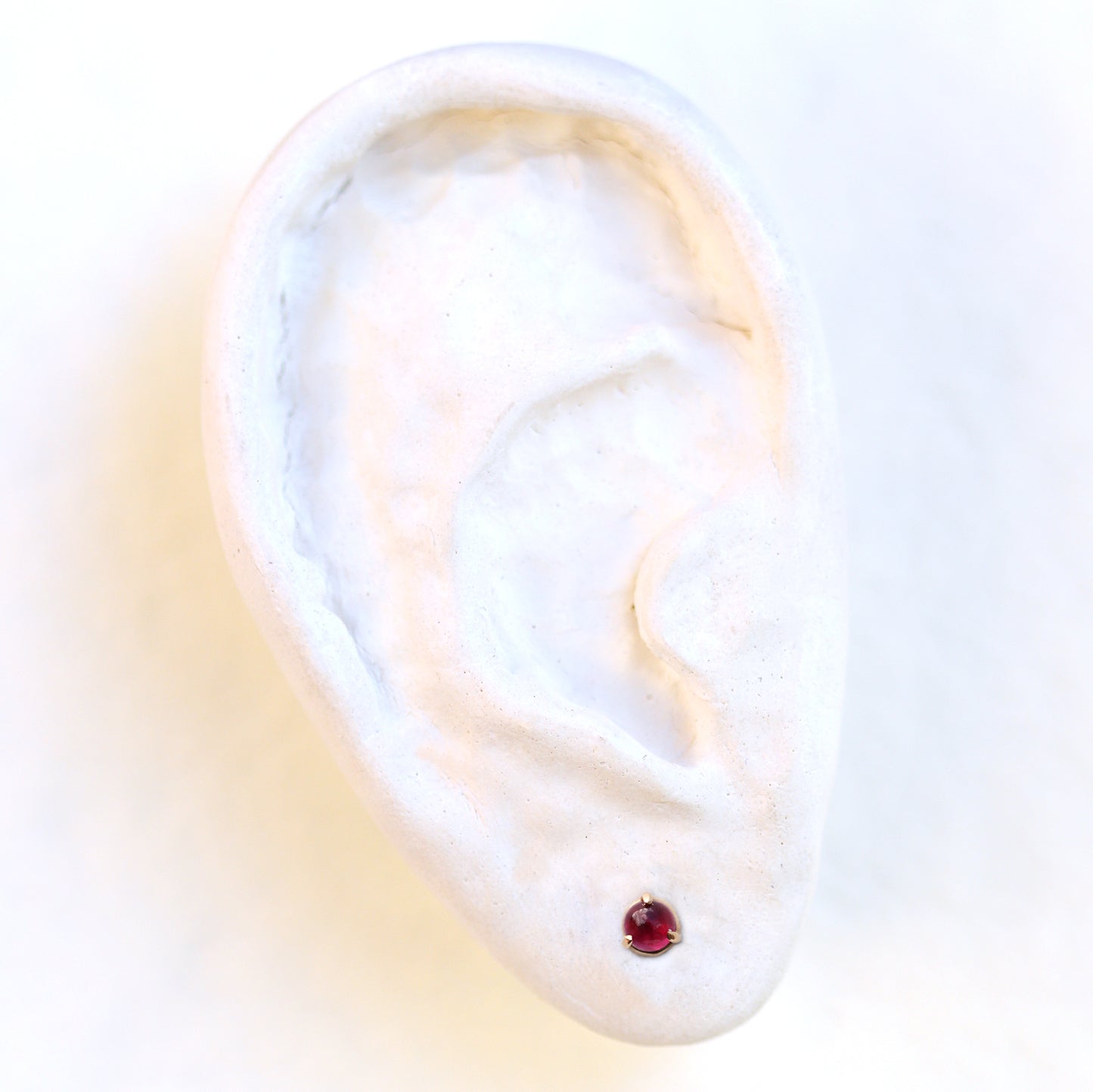 Tachuelas de 3 mm - Rubí
