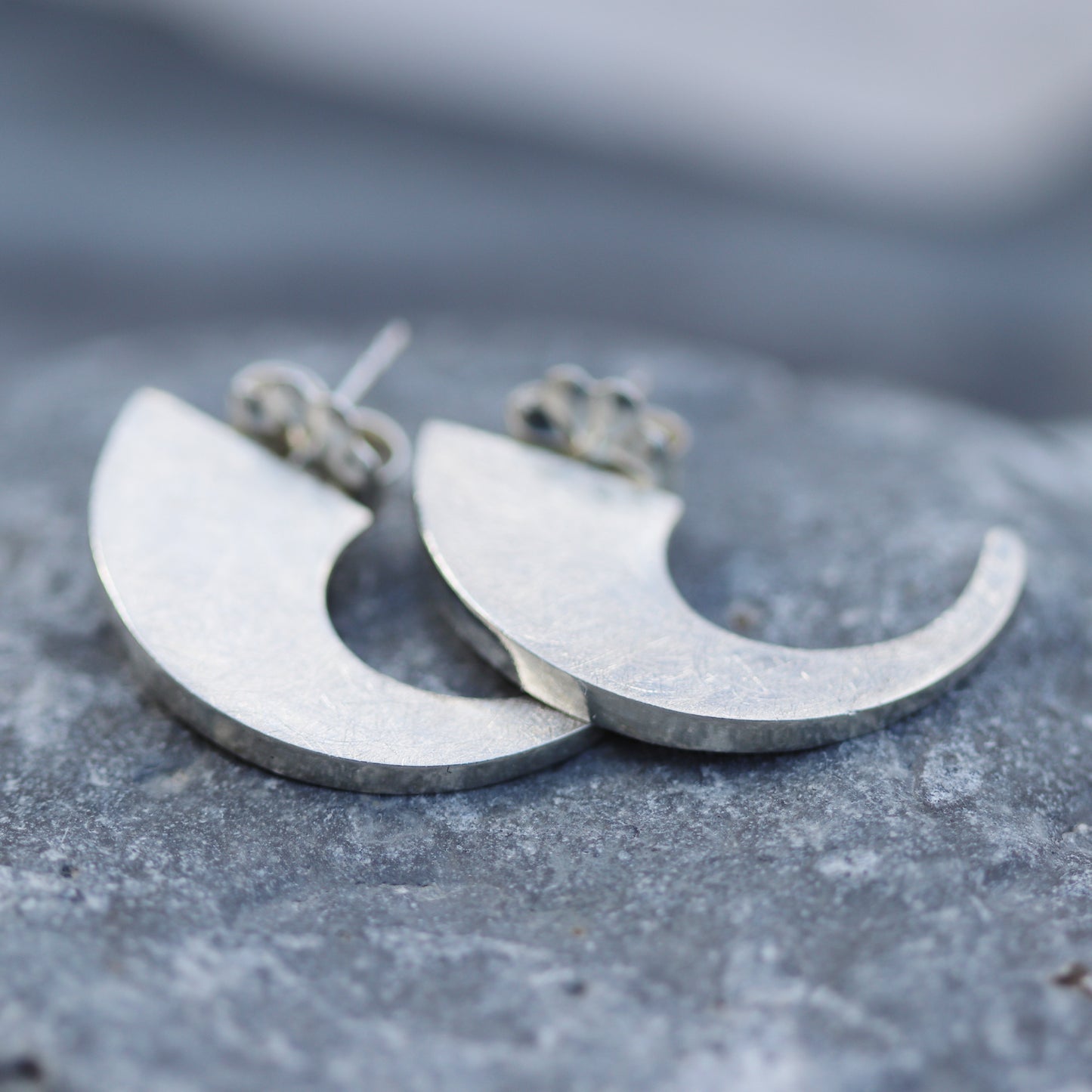 Tiger Claw Studs - Large