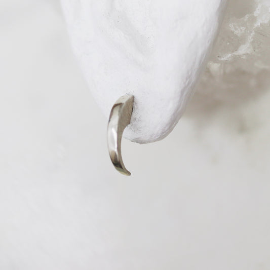 Tiger Claw Studs - Medium